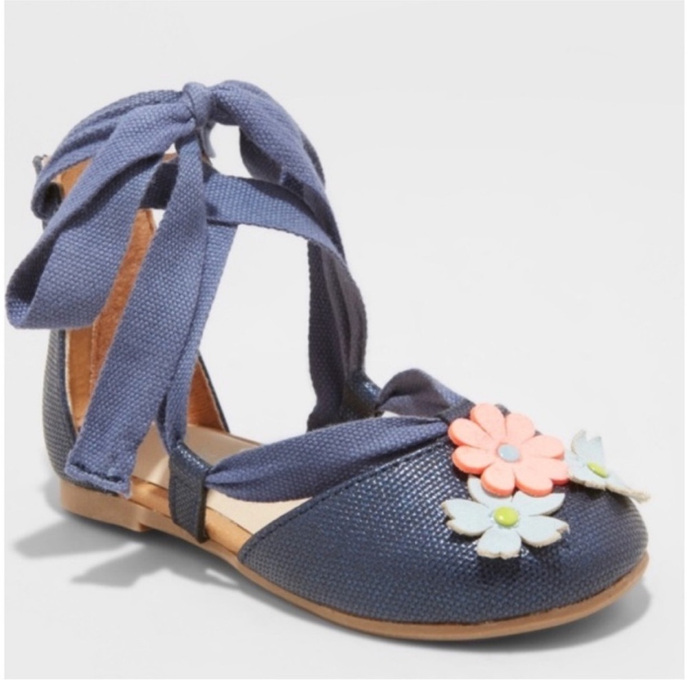 Cat & Jack Toddler Floral Appliqué Tie Up Shoes Floral Kids Shoes